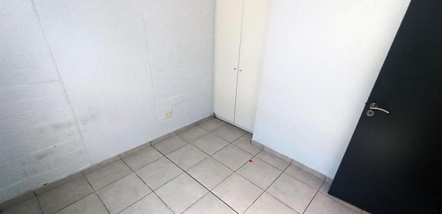 Bedroom Property for Sale in Wynberg Western Cape